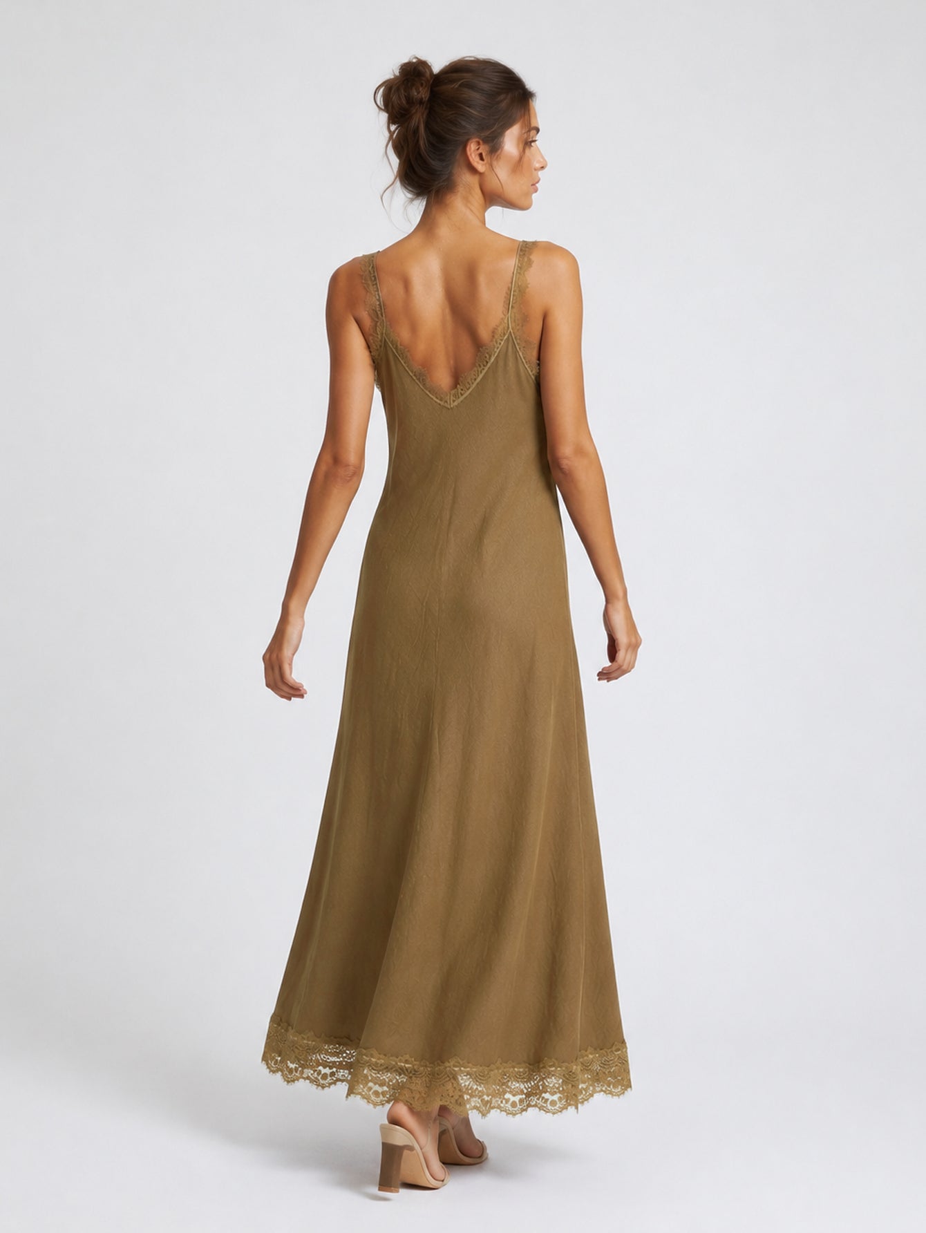 ROBE ARMONIAS DENTELLE LONGUE