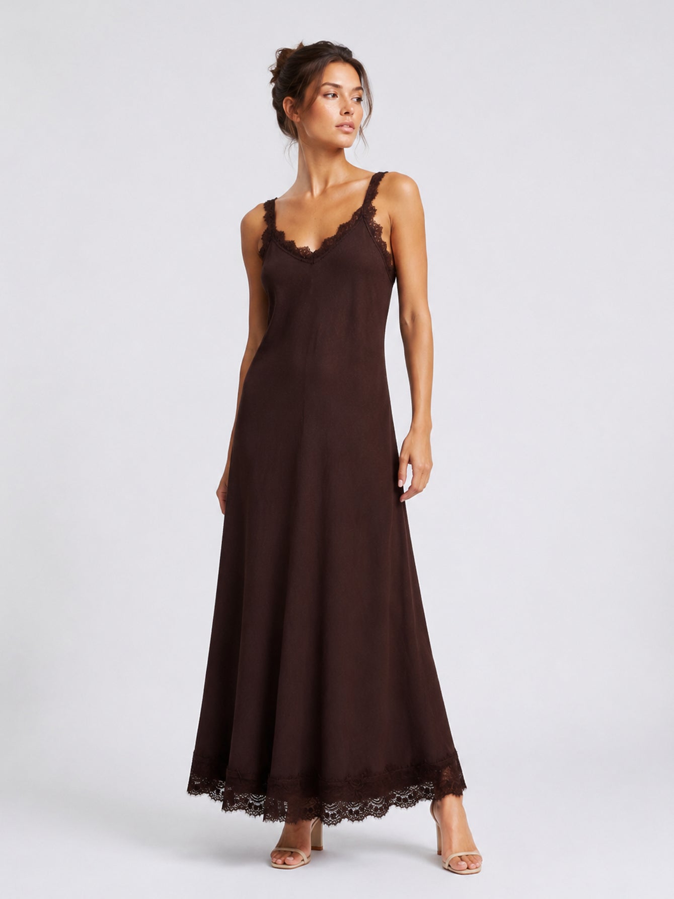ROBE ARMONIAS DENTELLE LONGUE