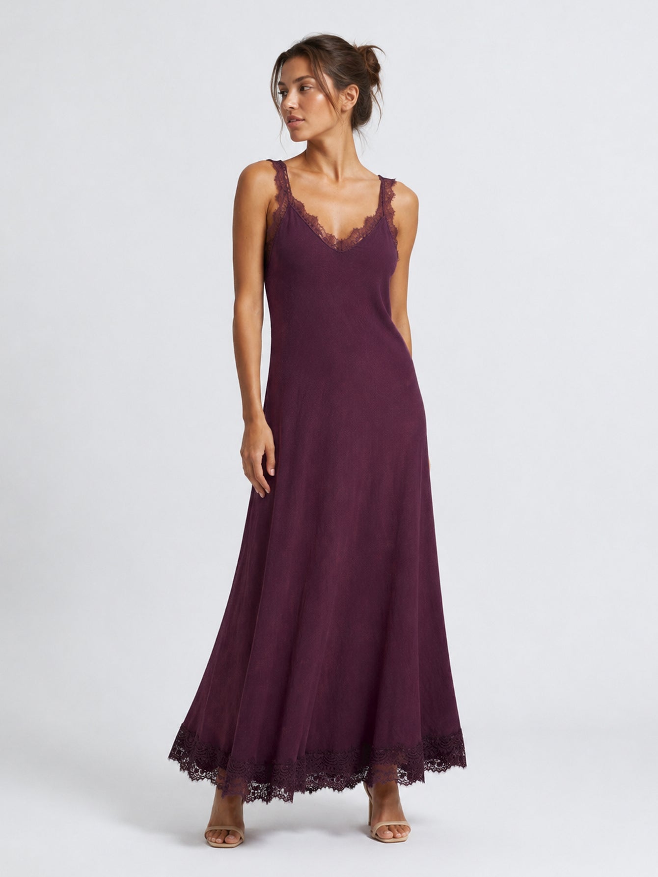 ROBE ARMONIAS DENTELLE LONGUE