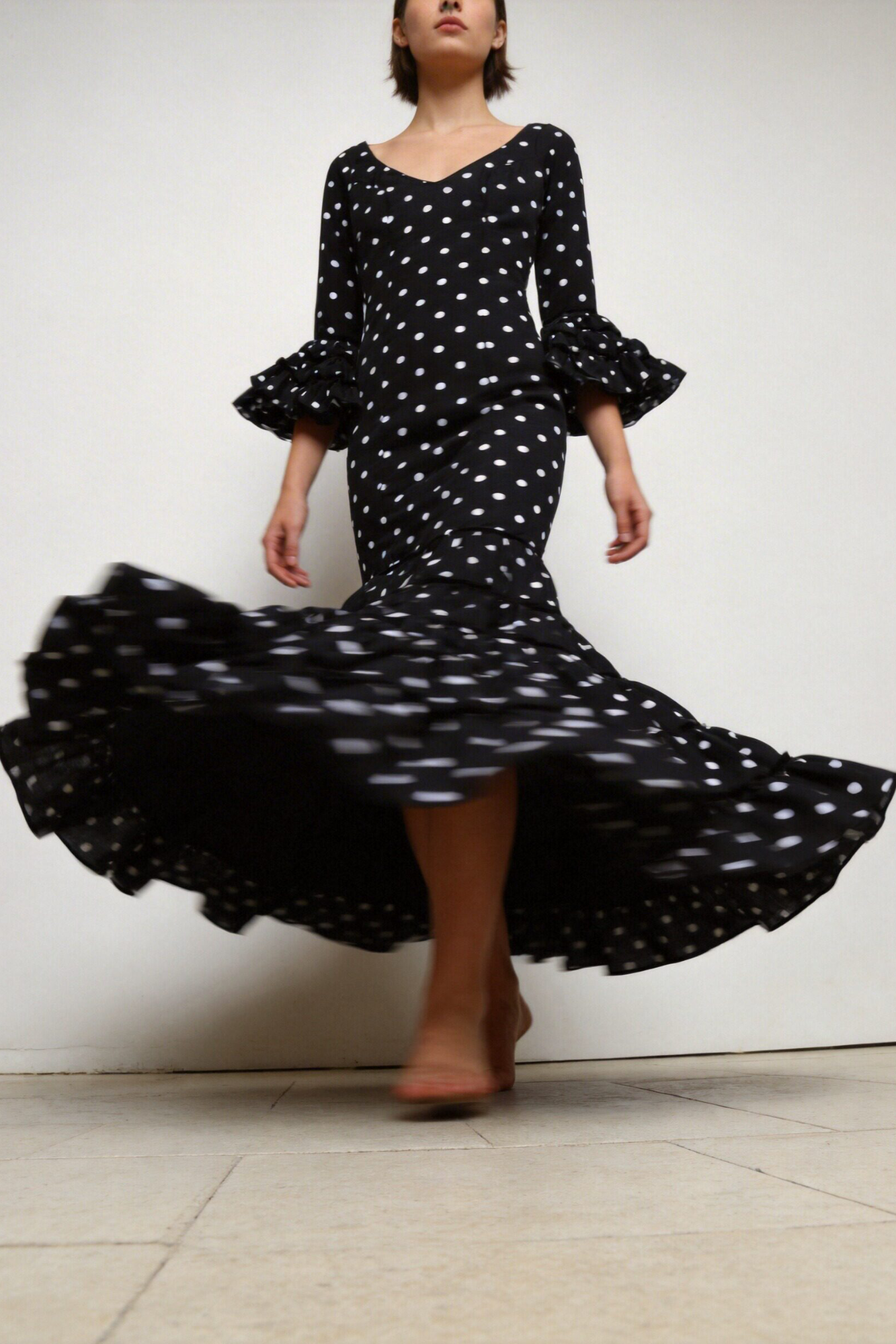 TRAJE FLAMENCA SRA ROSALÍA LUNARES PEQUEÑOS