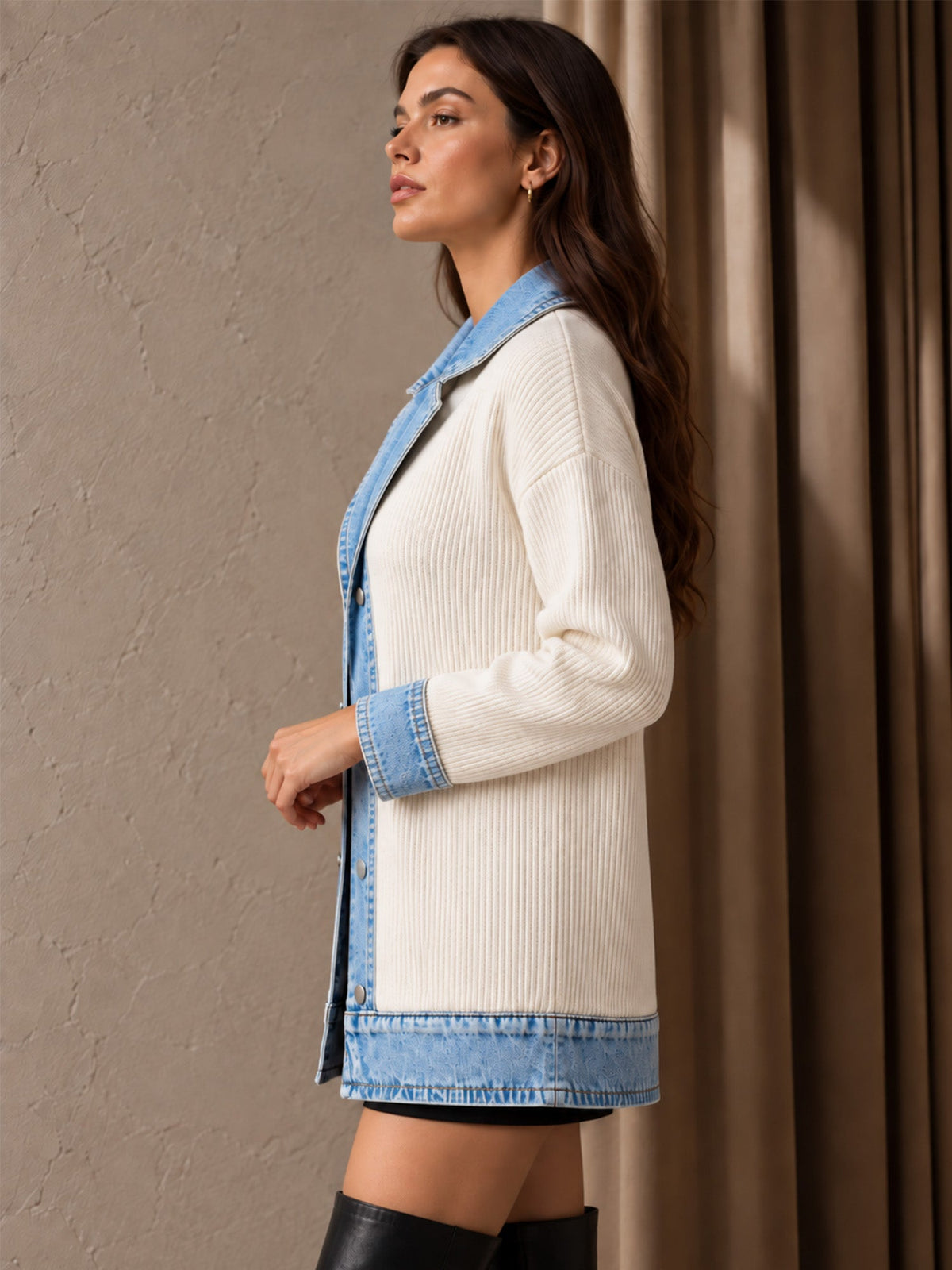 Manteau en maille côtelée élégant pour femme avec empiècements en jean