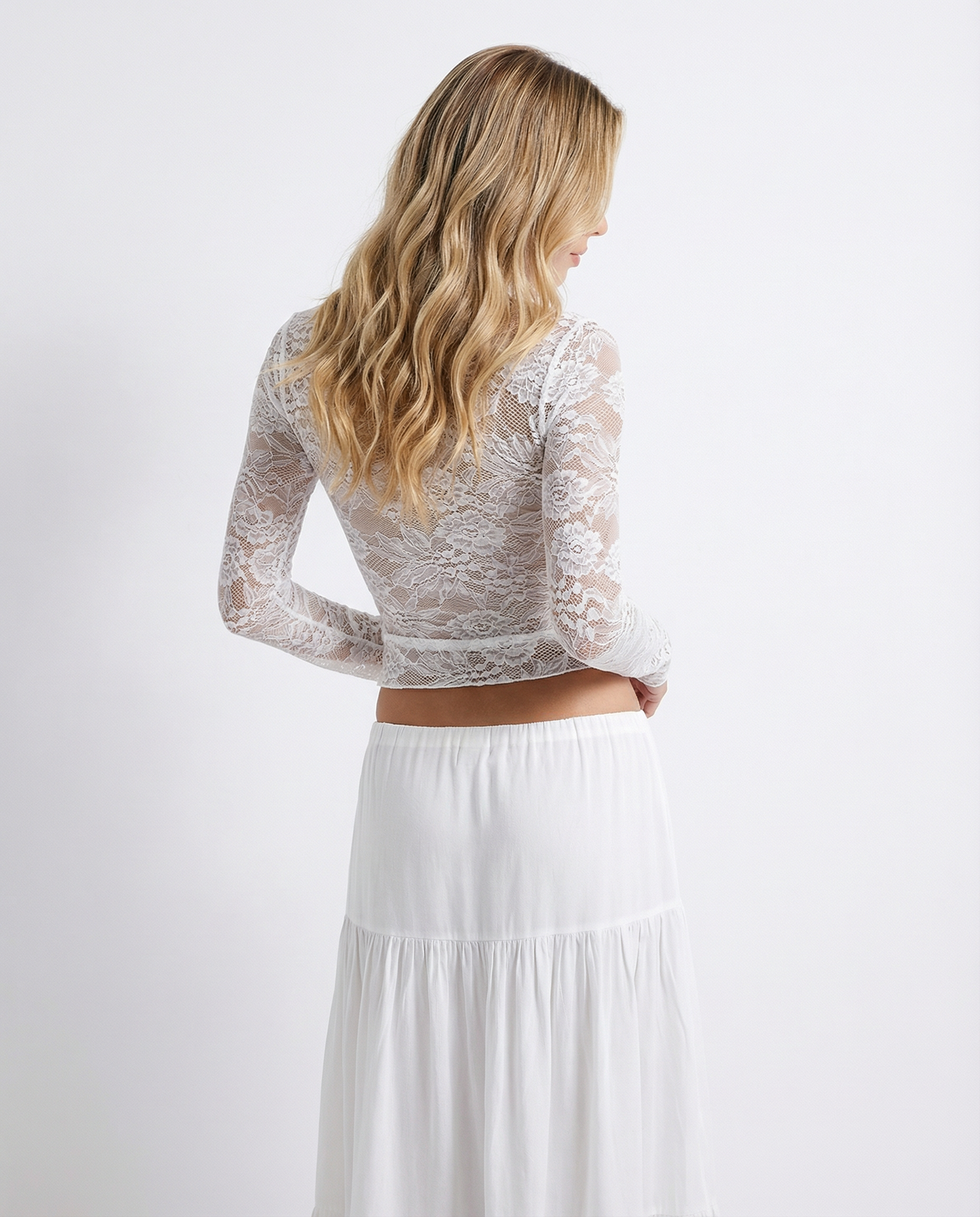 ARIA | Haut en dentelle